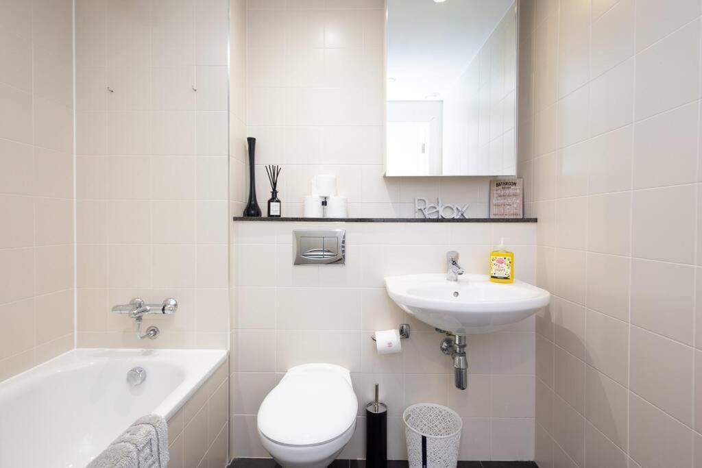 מנצ'סטר Stylish Mediacity 2Bed, Sleeps 6, Amazing Views מראה חיצוני תמונה