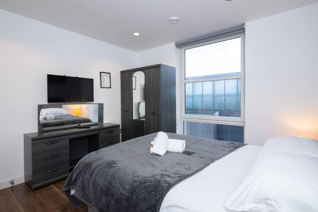 מנצ'סטר Stylish Mediacity 2Bed, Sleeps 6, Amazing Views מראה חיצוני תמונה