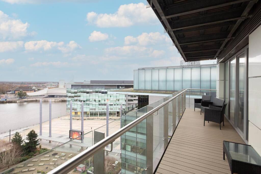 מנצ'סטר Stylish Mediacity 2Bed, Sleeps 6, Amazing Views מראה חיצוני תמונה