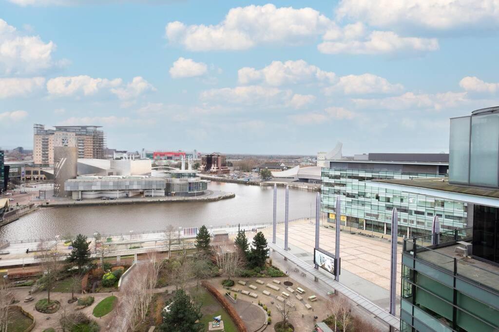 מנצ'סטר Stylish Mediacity 2Bed, Sleeps 6, Amazing Views מראה חיצוני תמונה