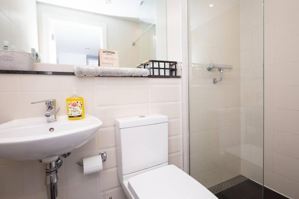 מנצ'סטר Stylish Mediacity 2Bed, Sleeps 6, Amazing Views מראה חיצוני תמונה