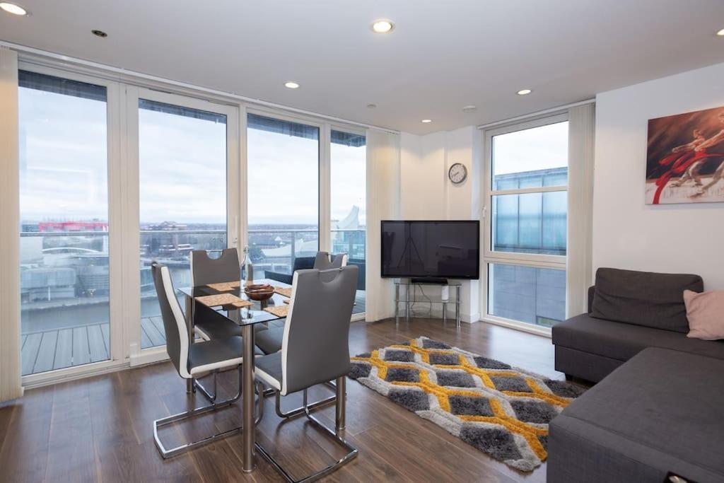 מנצ'סטר Stylish Mediacity 2Bed, Sleeps 6, Amazing Views מראה חיצוני תמונה